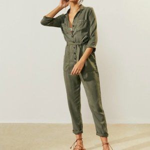 Stunning Abercrombie and Fitch Utility Jumpsuit